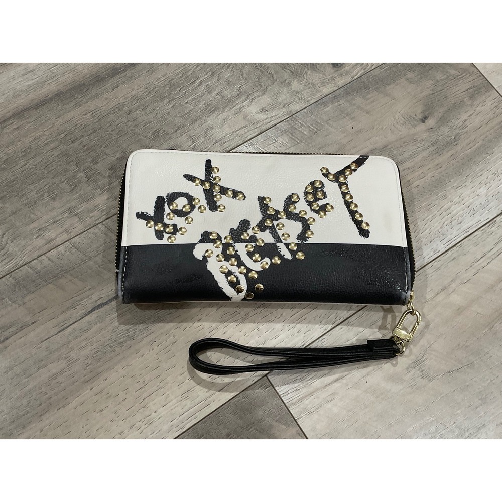 Betsey Johnson XOX Betsey Studded Wristlet Wallet Black White Colorblock - Picture 1 of 4